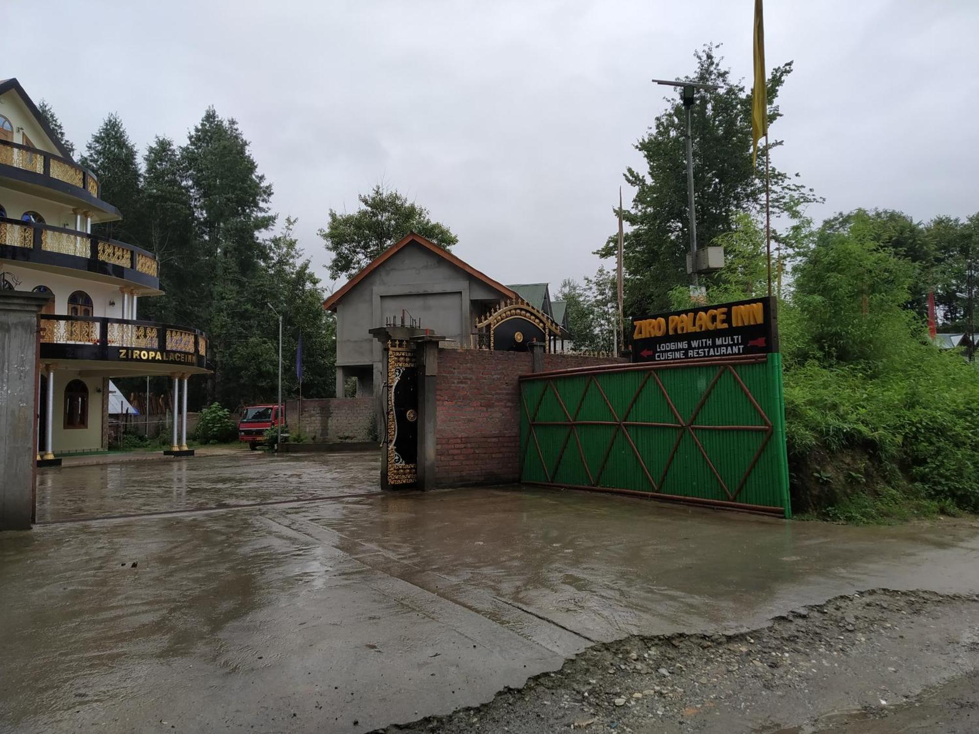 Ziro Palace Inn - A Boutique Hotel Hāpoli Eksteriør bilde